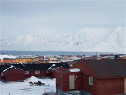 Utsikt over Longyearbyen frå Funken Logde