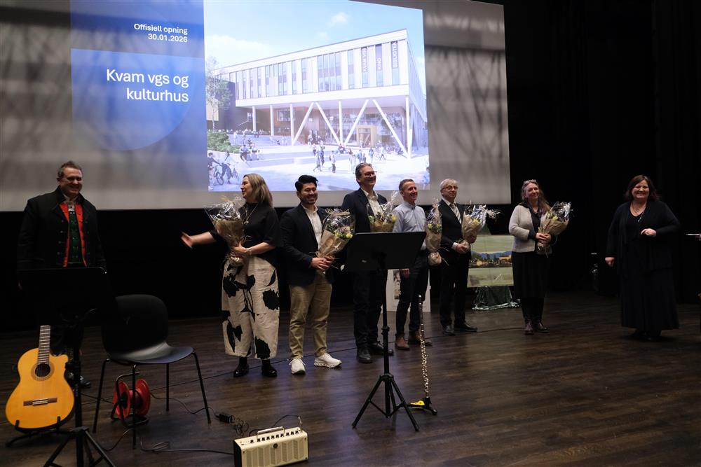 Offisiell opning av Kvam vidaregåande skule og kulturhus - Klikk for stort bilete